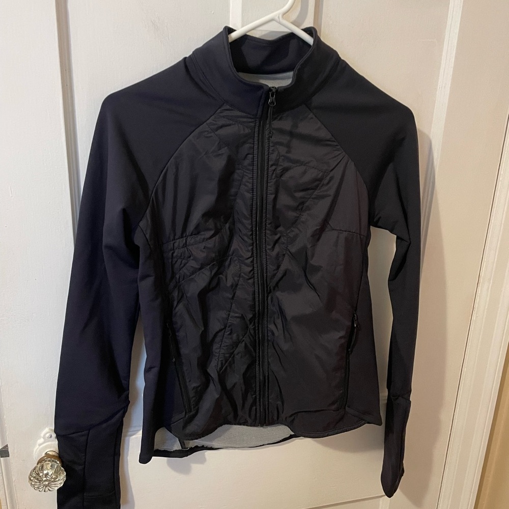 Oiselle Flyout Jacket Black